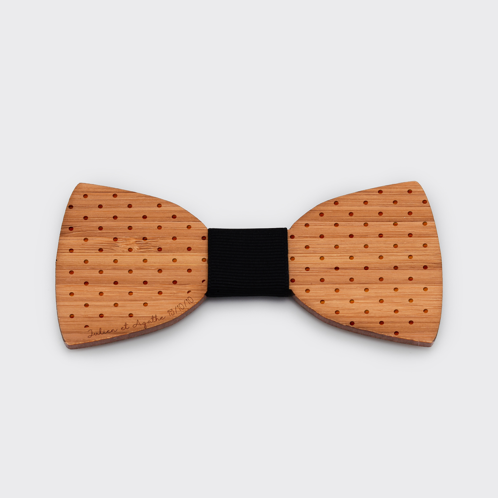 Noeud papillon bois personnalisé : l&rsquo;accessoire idéal pour les fêtes de fin d&rsquo;année